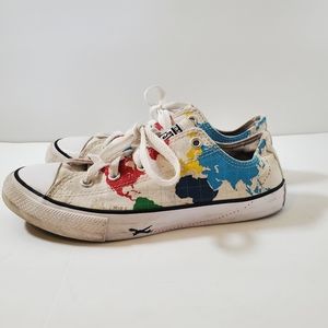 Converse World Themed Colorful Low Top Childrens Shoes Size 3
